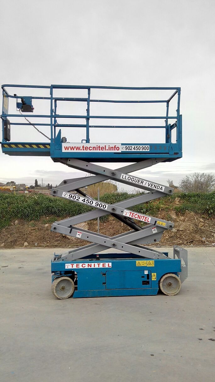 Plataforma de tijera eléctrica de bajas emisiones Venta de plataforma de tijera eléctrica de bajas emisiones